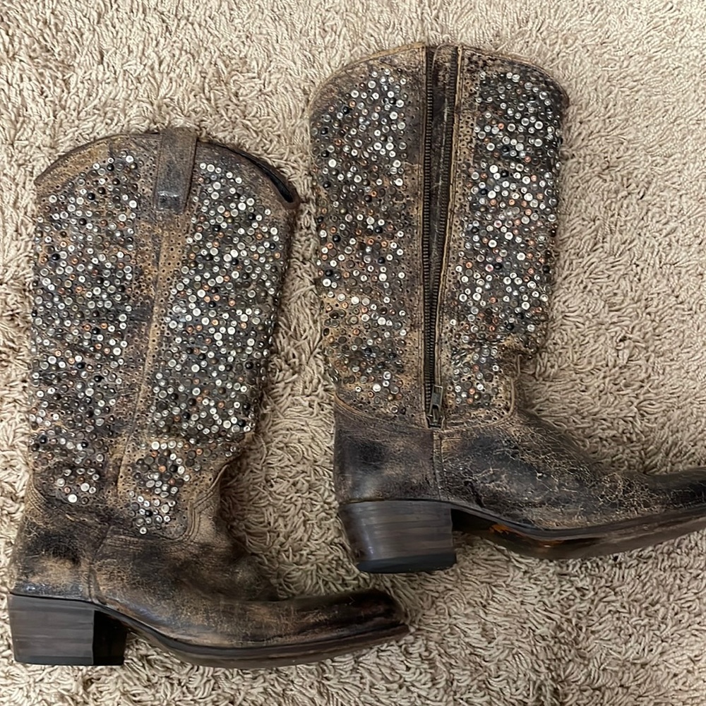 Frye Deborah Studded tall boots size 8 woman’s.